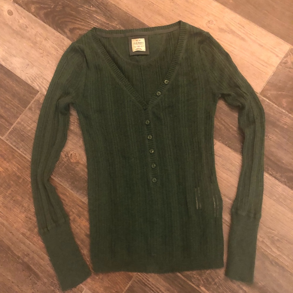 Green sweater - Picture 2 of 2